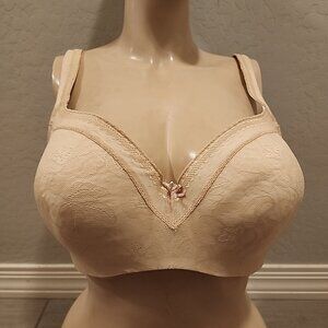 Cacique Bra 40DDD Modern Lace Covered Lightly Lined Balconette Nude Underwire